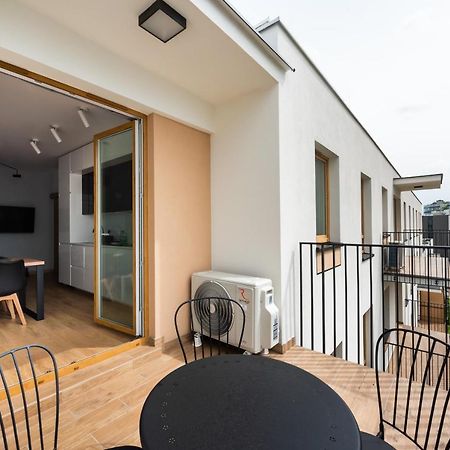 Wola Skwer Sunny Apartment Warsaw Ngoại thất bức ảnh