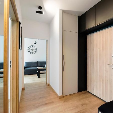 Wola Skwer Sunny Apartment Warsaw Ngoại thất bức ảnh