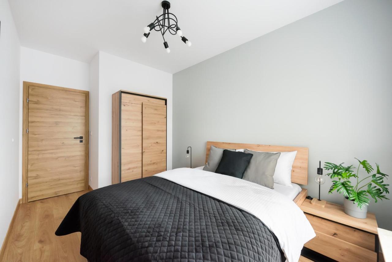 Wola Skwer Sunny Apartment Warsaw Ngoại thất bức ảnh