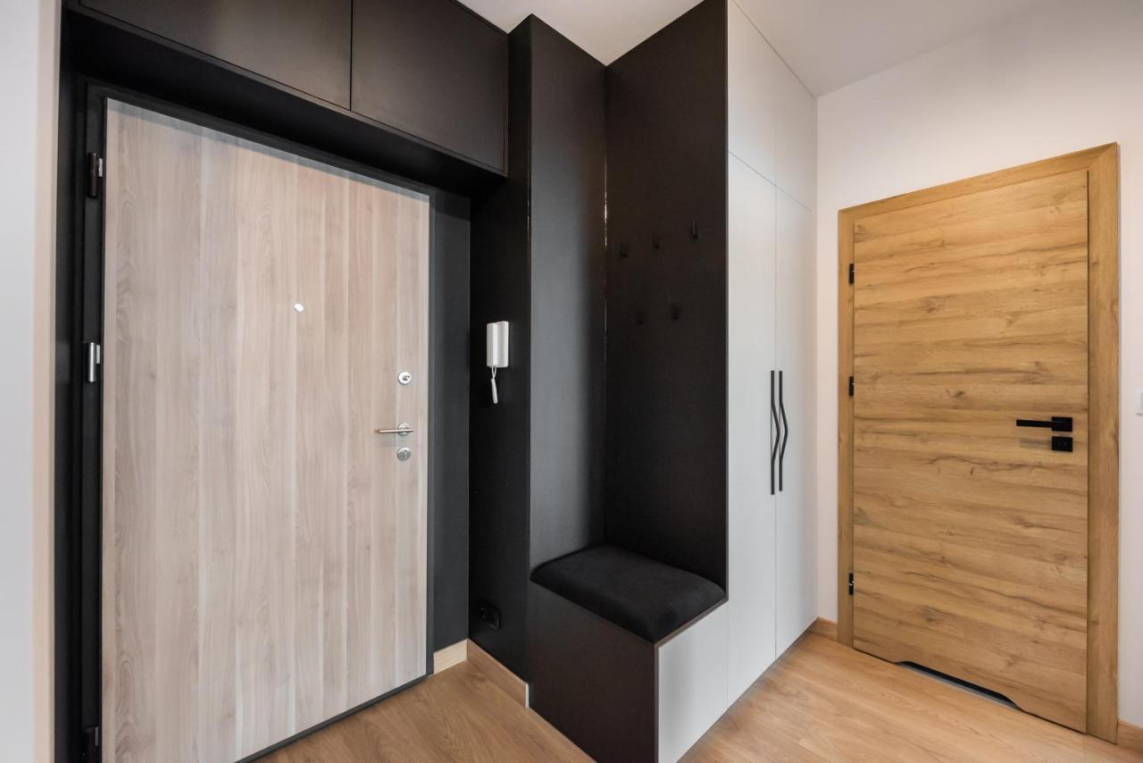 Wola Skwer Sunny Apartment Warsaw Ngoại thất bức ảnh